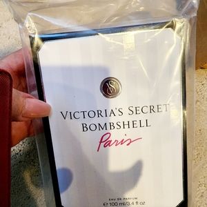 Victoria's Secret Bombshell Paris Perfume